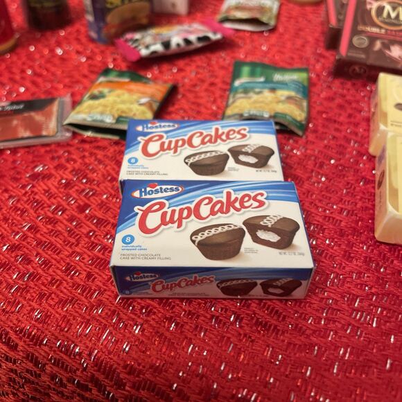 Zuru Mini Brands Toys Lot Of 27 Spam Dove Magnum Pez Skippy Axe Soy - Picture 8 of 14